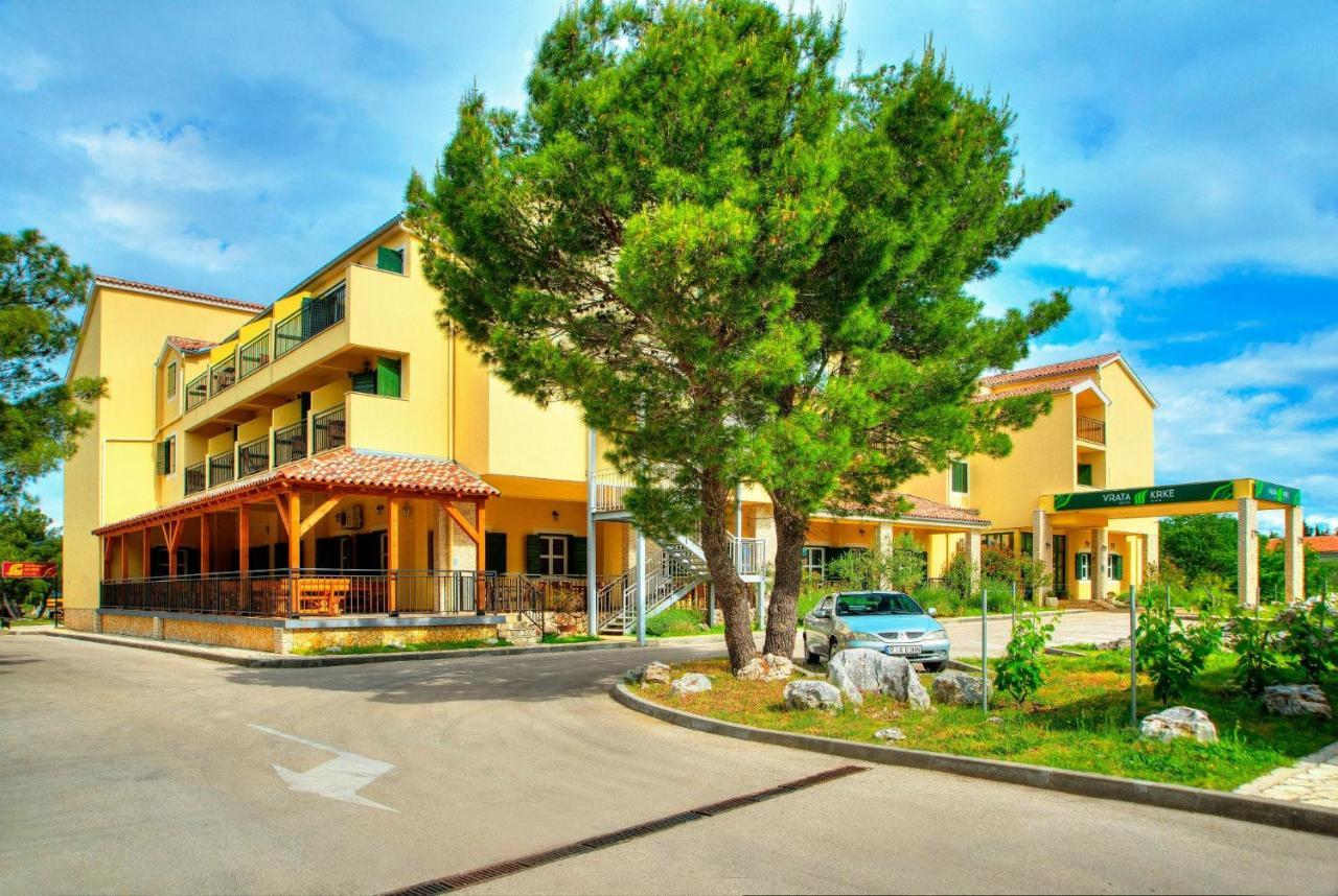 Hotel Vrata Krke Lozovac Luaran gambar