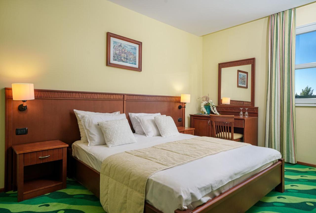 Hotel Vrata Krke Lozovac Luaran gambar